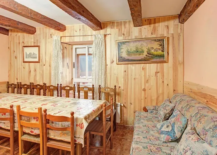 בית נופש Retreat With Terrace *